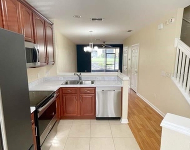 1261 Pepperdine Lane - Photo Thumbnail 5