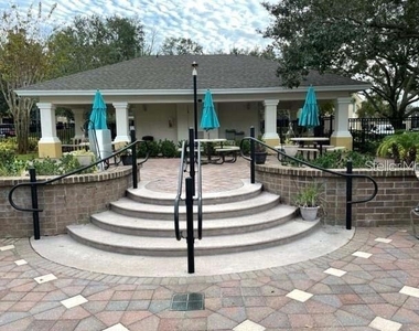 1261 Pepperdine Lane - Photo Thumbnail 14
