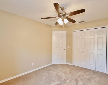613 Canby Circle - Photo Thumbnail 19