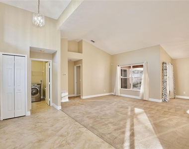 613 Canby Circle - Photo Thumbnail 2