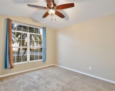 613 Canby Circle - Photo Thumbnail 15