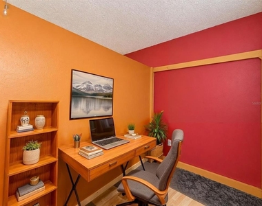 1003 W 9th Street - Photo Thumbnail 15
