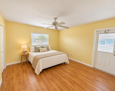 3206 S Atlantic Avenue - Photo Thumbnail 6