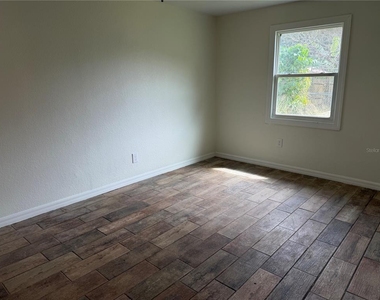 337 Avenue E Se - Photo Thumbnail 7