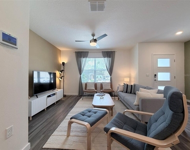 204 E Palmetto Avenue - Photo Thumbnail 5