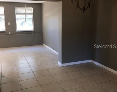 2913 Lake Louise Drive - Photo Thumbnail 3