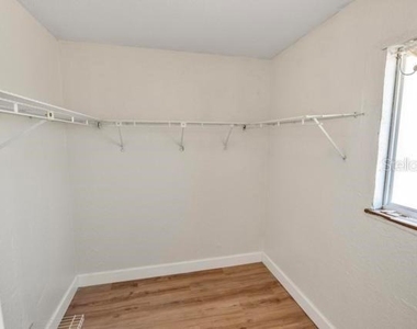 33 E Sea Harbor Drive - Photo Thumbnail 27