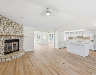 33 E Sea Harbor Drive - Photo Thumbnail 7