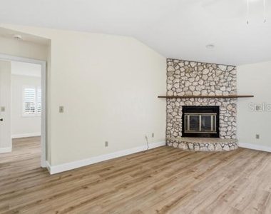 33 E Sea Harbor Drive - Photo Thumbnail 10