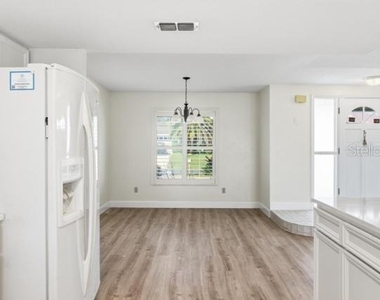 33 E Sea Harbor Drive - Photo Thumbnail 16