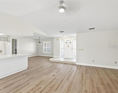 33 E Sea Harbor Drive - Photo Thumbnail 6