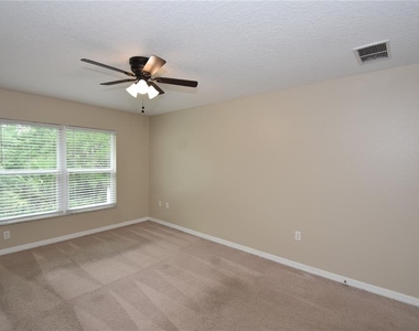 88 Plain View Drive - Photo Thumbnail 14