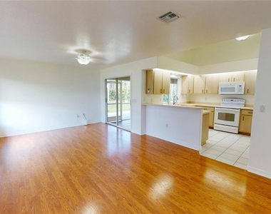13466 Hopewell Avenue - Photo Thumbnail 4