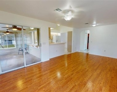 13466 Hopewell Avenue - Photo Thumbnail 5