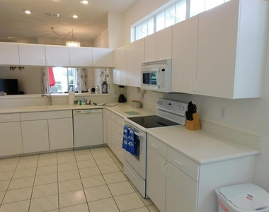 7506 Fairlinks Court - Photo Thumbnail 9