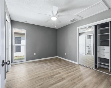 3908 Walnut Avenue - Photo Thumbnail 21