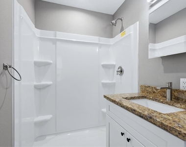 3908 Walnut Avenue - Photo Thumbnail 20