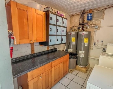 408 Armada Road S - Photo Thumbnail 10