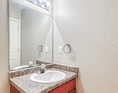 14233 Spanish Point Drive - Photo Thumbnail 31