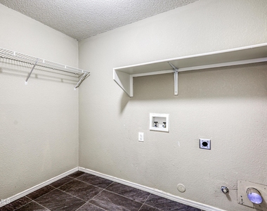 14233 Spanish Point Drive - Photo Thumbnail 32