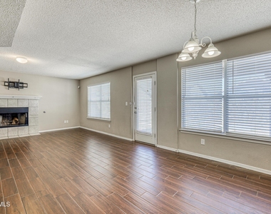 14233 Spanish Point Drive - Photo Thumbnail 23