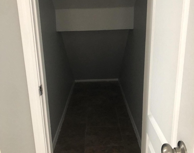 11825 Imperial Gem Avenue - Photo Thumbnail 15