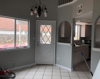 11825 Imperial Gem Avenue - Photo Thumbnail 7