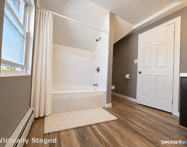366 Sigourney Street - Photo Thumbnail 15