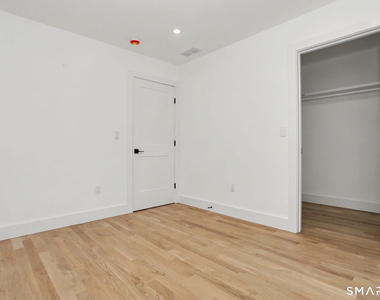 8 Benson Road - Photo Thumbnail 10