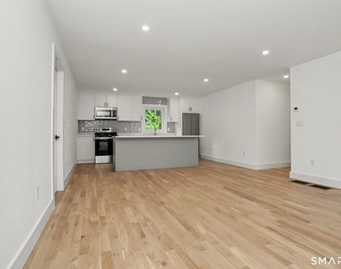 8 Benson Road - Photo Thumbnail 1