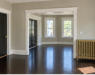 39 Maplewood Avenue - Photo Thumbnail 5