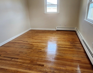 14 Lewis Road - Photo Thumbnail 10