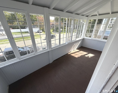 129 Quaker Lane - Photo Thumbnail 8