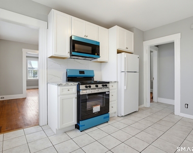 54 Hillside Avenue - Photo Thumbnail 7
