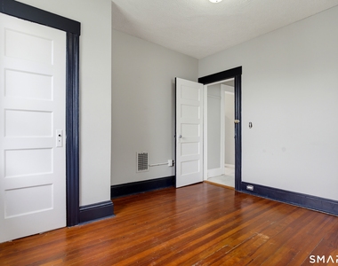 54 Hillside Avenue - Photo Thumbnail 15