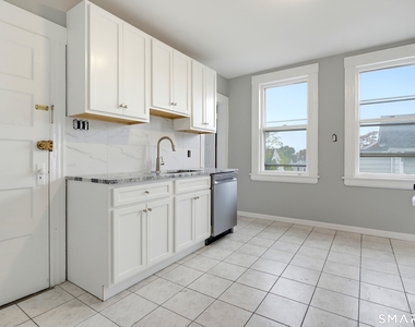 54 Hillside Avenue - Photo Thumbnail 6