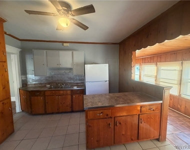 2776 Main Street - Photo Thumbnail 13