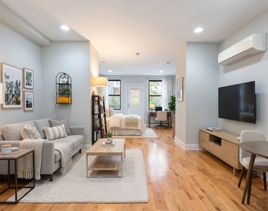 550 West 140th Street - Photo Thumbnail 1
