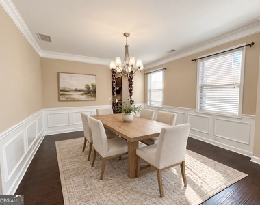 820 Stonekirk Court - Photo Thumbnail 3