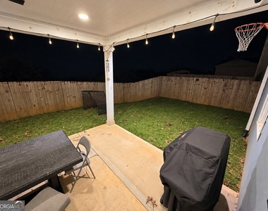 341 Starbuck Parkway - Photo Thumbnail 18
