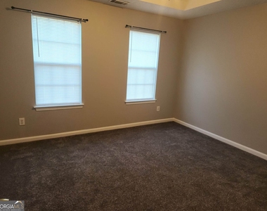 1535 Rogers Crossing Drive - Photo Thumbnail 12