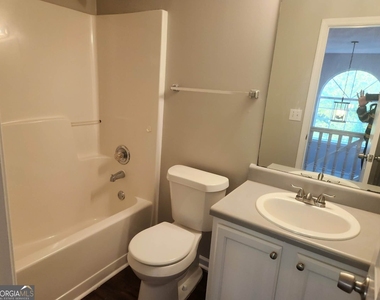 1535 Rogers Crossing Drive - Photo Thumbnail 18