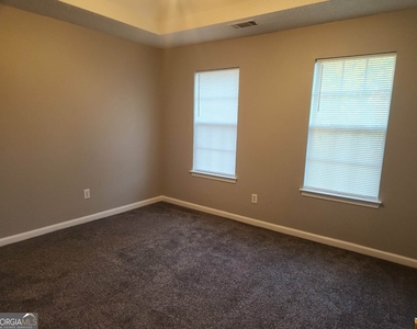 1535 Rogers Crossing Drive - Photo Thumbnail 14