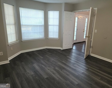 1535 Rogers Crossing Drive - Photo Thumbnail 33