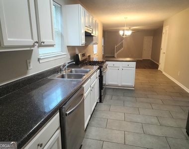 1535 Rogers Crossing Drive - Photo Thumbnail 28