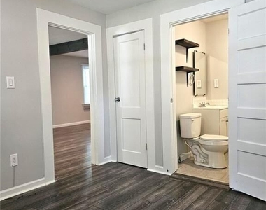 1341 Joyner Avenue Se - Photo Thumbnail 8