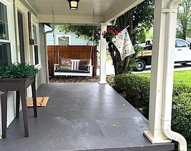 1341 Joyner Avenue Se - Photo Thumbnail 2