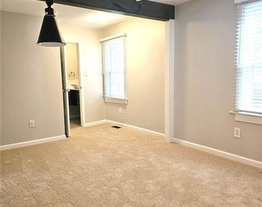 1341 Joyner Avenue Se - Photo Thumbnail 11