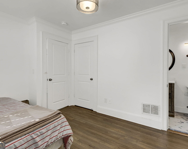 809 Crestridge Drive Ne - Photo Thumbnail 19