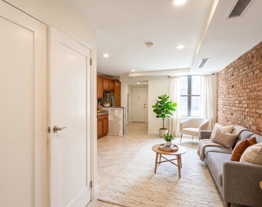 624 West 176th Street - Photo Thumbnail 3
